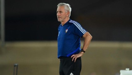 米乐M6中国-阿联酋足协力挺主帅 范马尔维克将继续指挥12强赛